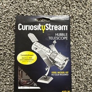 Metal Earth Curiositystream Hubble Telescope Steel Model Kit 3D No Glue Easy